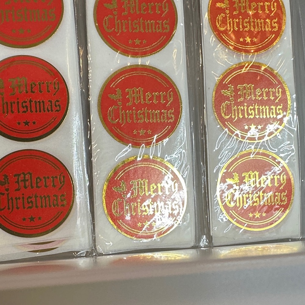 300 Count 1 Inch Red and Gold Metallic Merry Christmas Stickers - Picture 3 of 7